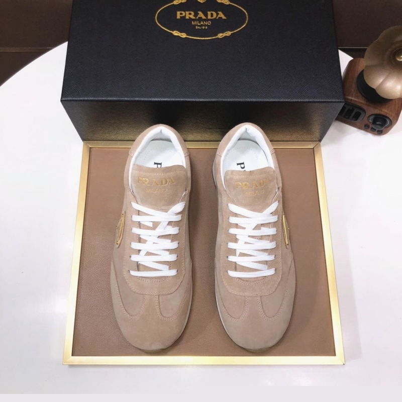 Pra*a casual shoes